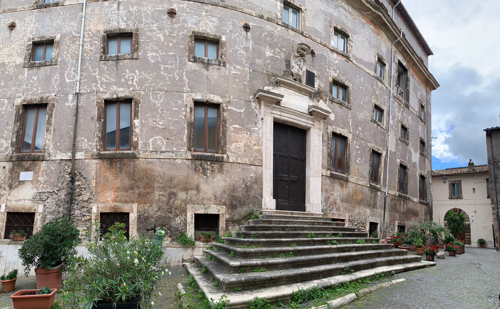 Immagine di Giubileo 2025: due maxi interventi a Tivoli su ex Palazzo del Seminario e sull'area Parcheggio Impastato, Largo San Giovanni, Ponte della Pace, Parco della Villetta